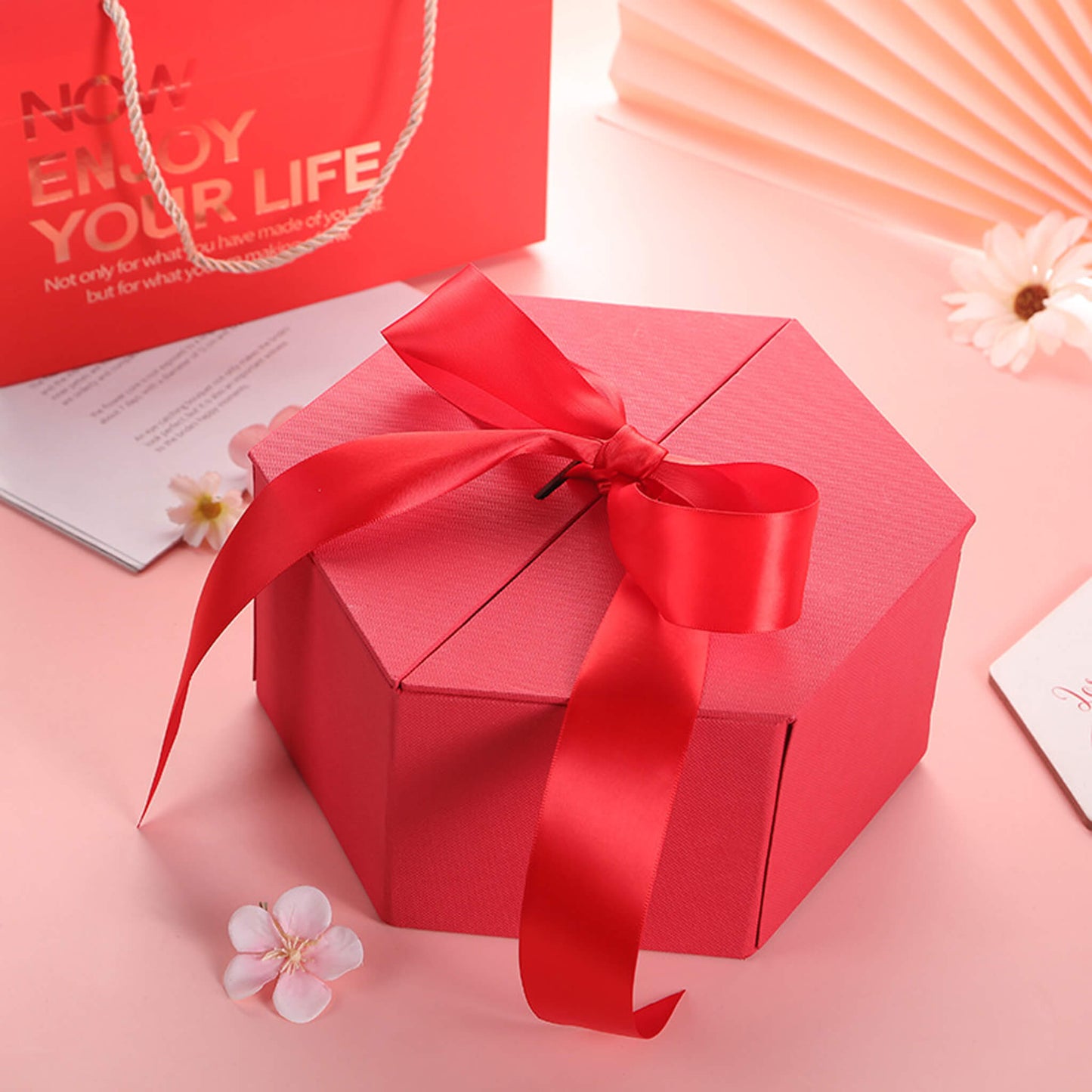 Coffrets cadeaux en carton et papier Surprise Box