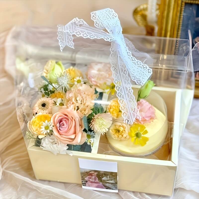 Transparent Handheld Flower Gift Box