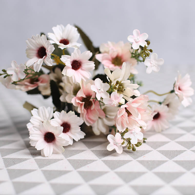 13'' Silk Daisy Bouquet