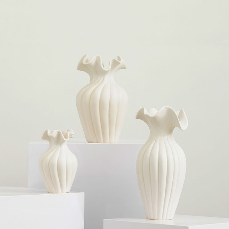 Scalloped Petal-Rim Ceramic Vase