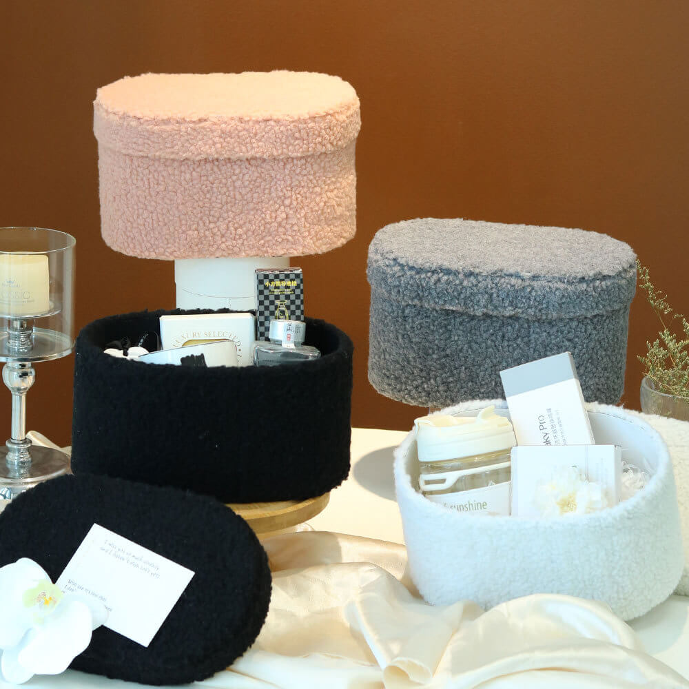 Plush Texture Oval Box