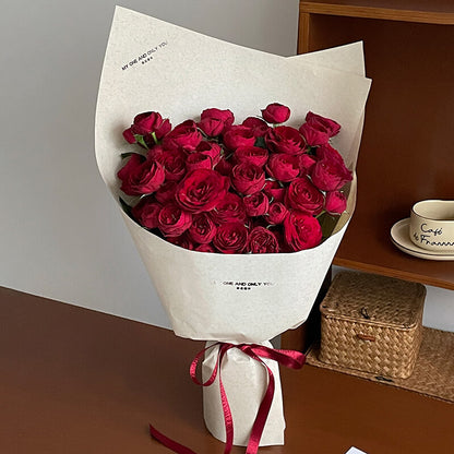 Boîte à fleurs ronde en velours 