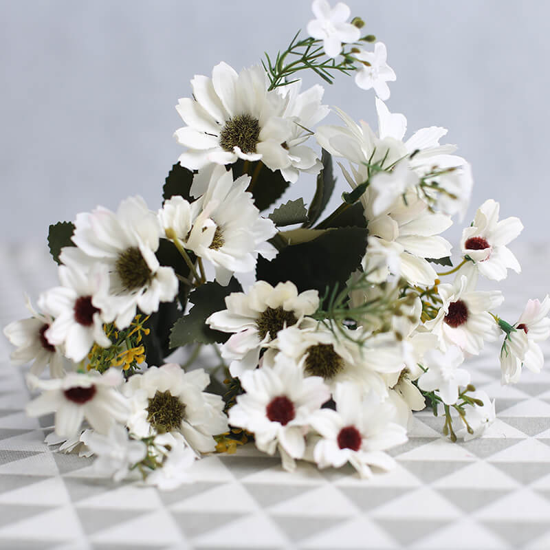 13'' Silk Daisy Bouquet