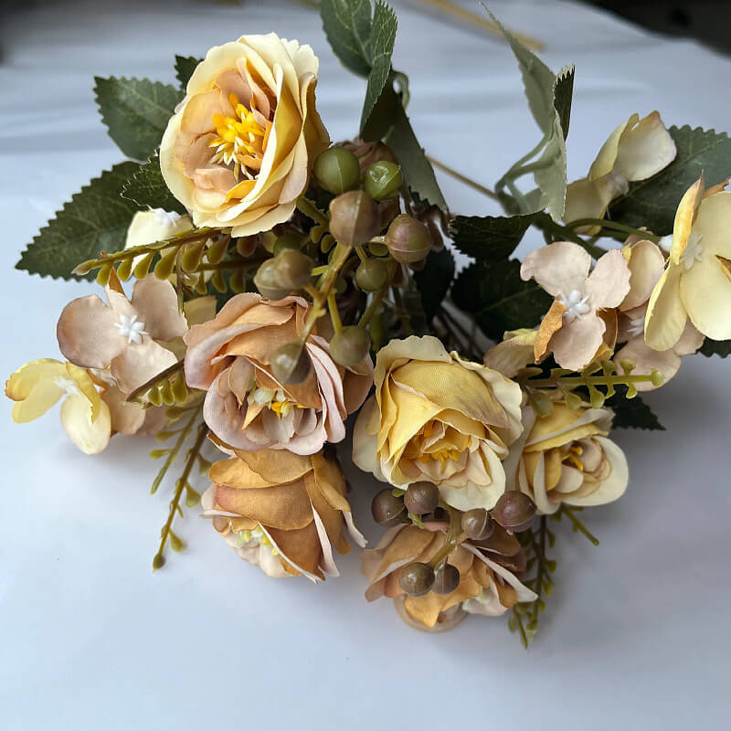 11.8'' Silk Rose Bouquet