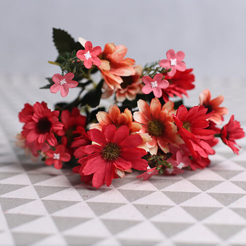 13'' Silk Daisy Bouquet