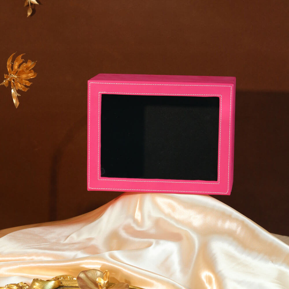 Caja de flores redonda de terciopelo 