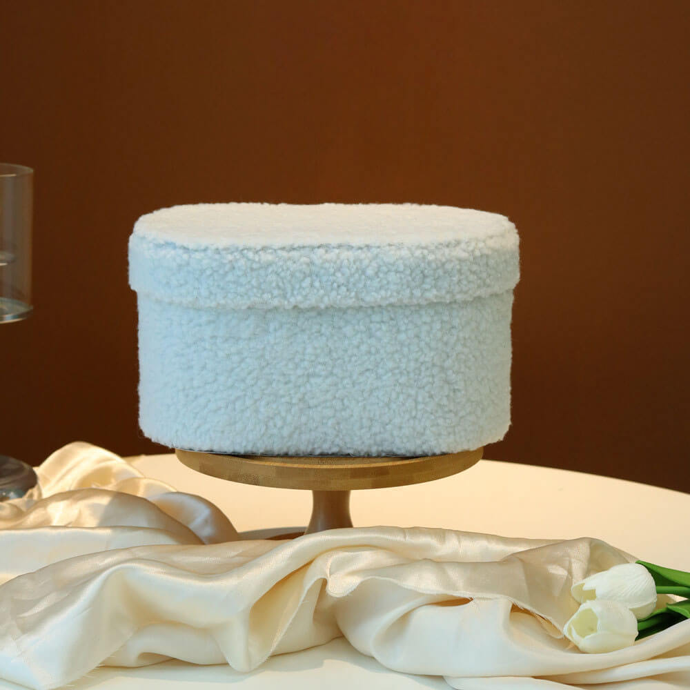 Plush Texture Oval Box