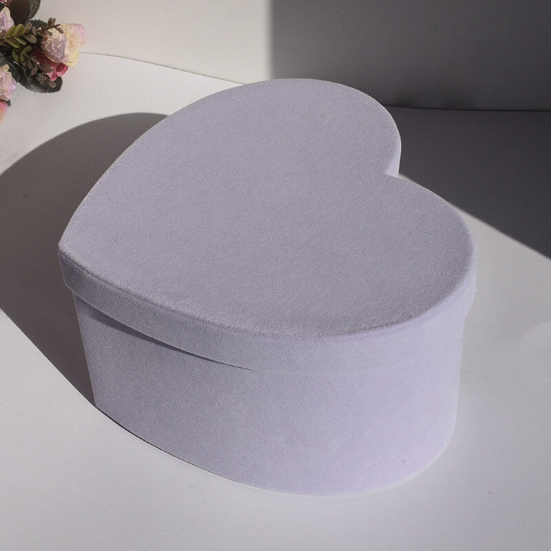 Boîtes à fleurs en velours en forme de cœur pour compositions florales