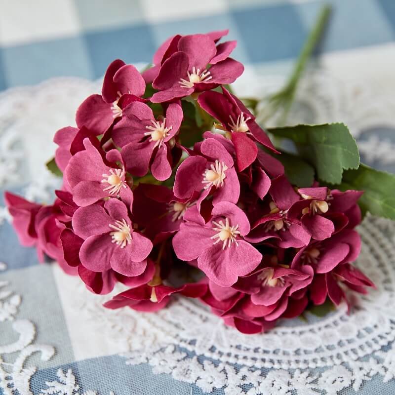 10.5'' Silk Begonia Flowers