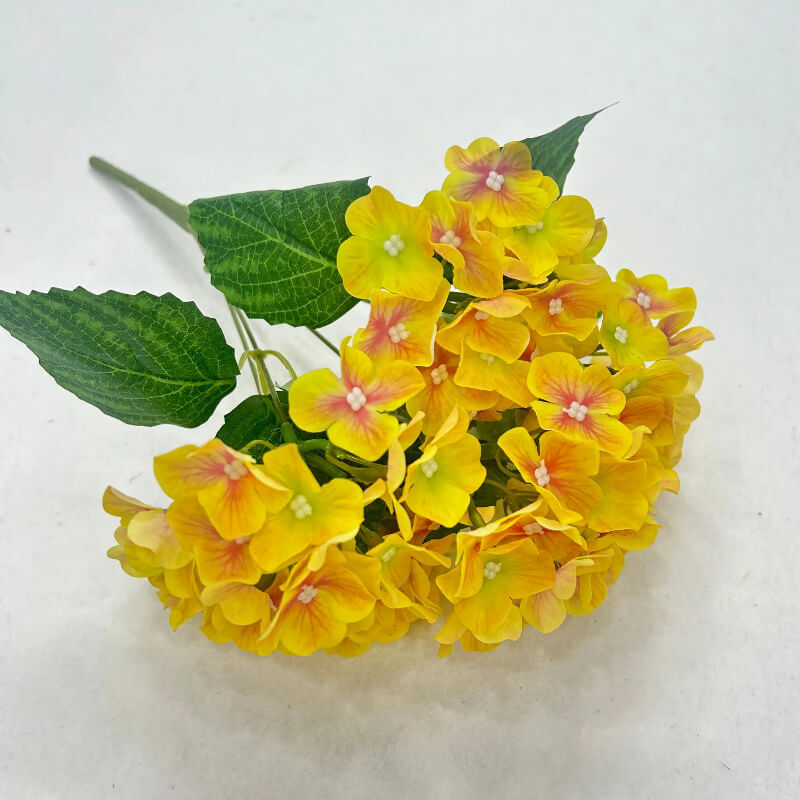 13” Silk Hydrangea Bunch