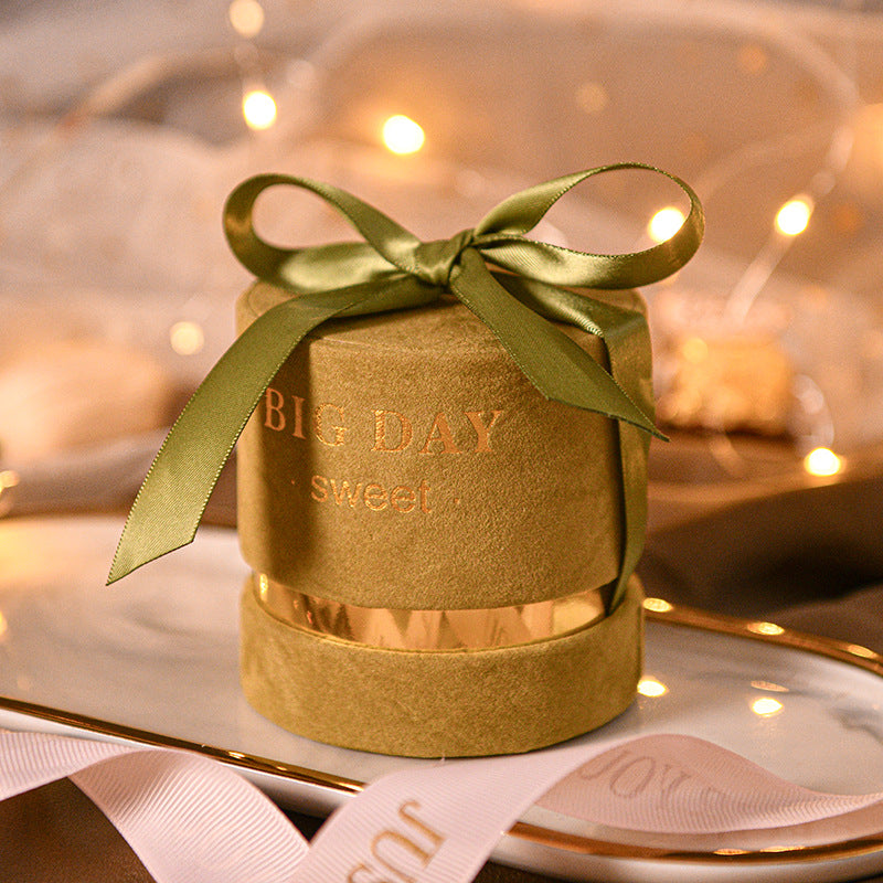 Round Velvet Flower Box