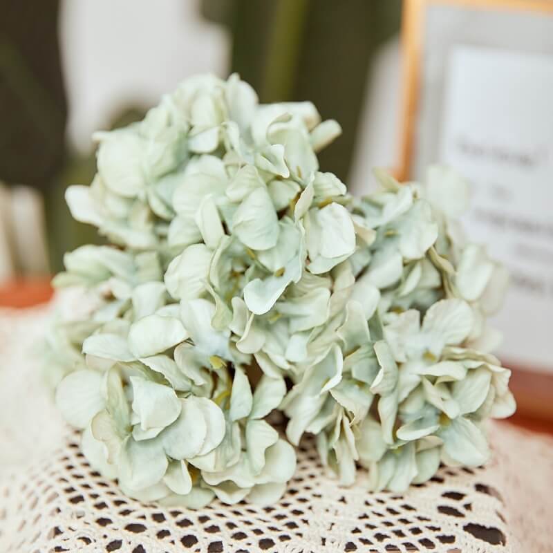 12.5” Hydrangea Bunch - 6 Heads