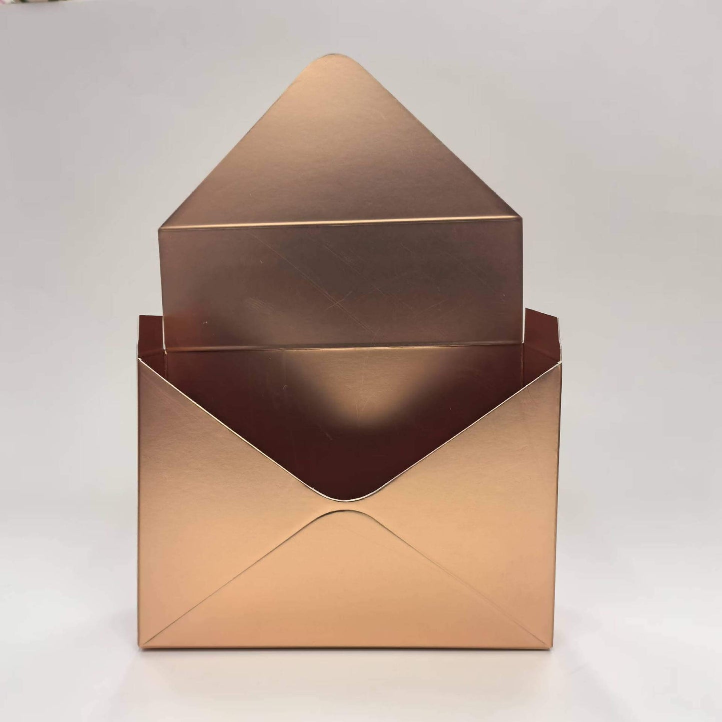 Folding Hand-held Envelope Box