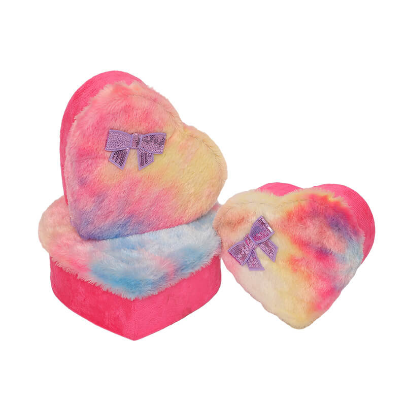 Heart Shaped Velvet Rose Gift Box For Valentine's Day