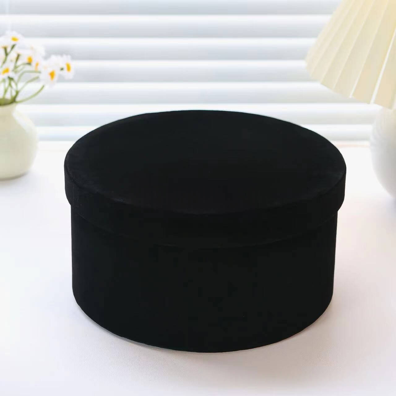 Velvet Round Gift Box
