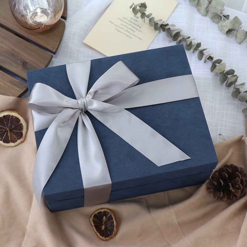 Square Suede Bouquet Boxes With Ribbon