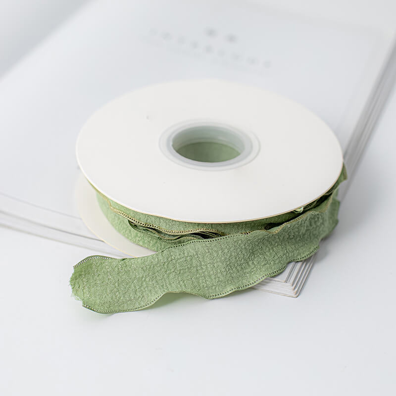 Ruffled Lace Ribbon, 10 Yards