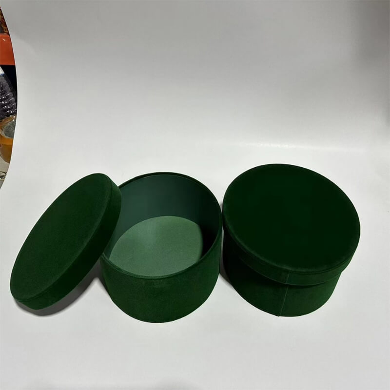 Boîte à fleurs ronde en velours 