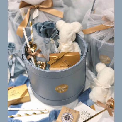 Leather Round Flower Bucket Gift Box with Handle