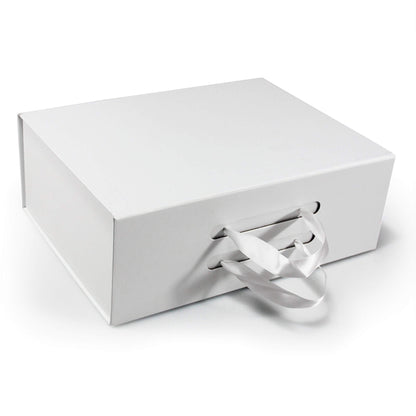 Caja de regalo plegable de papel rígido con cierre magnético para camisetas