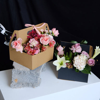 Boîte d'emballage en papier kraft pliable pour bouquets de fleuristes